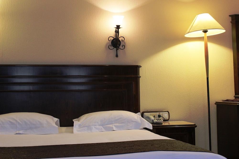 Montania Town Hotel 무단야 외부 사진