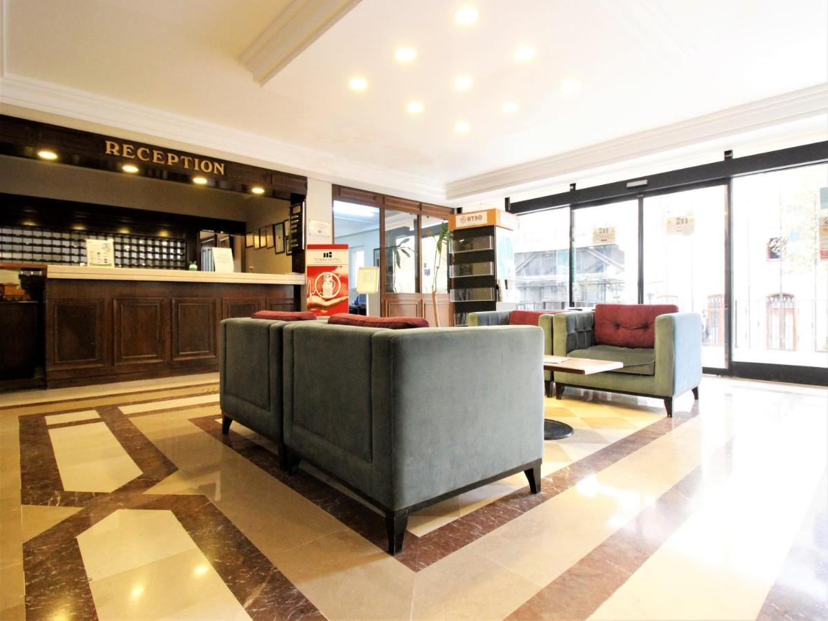 Montania Town Hotel 무단야 외부 사진