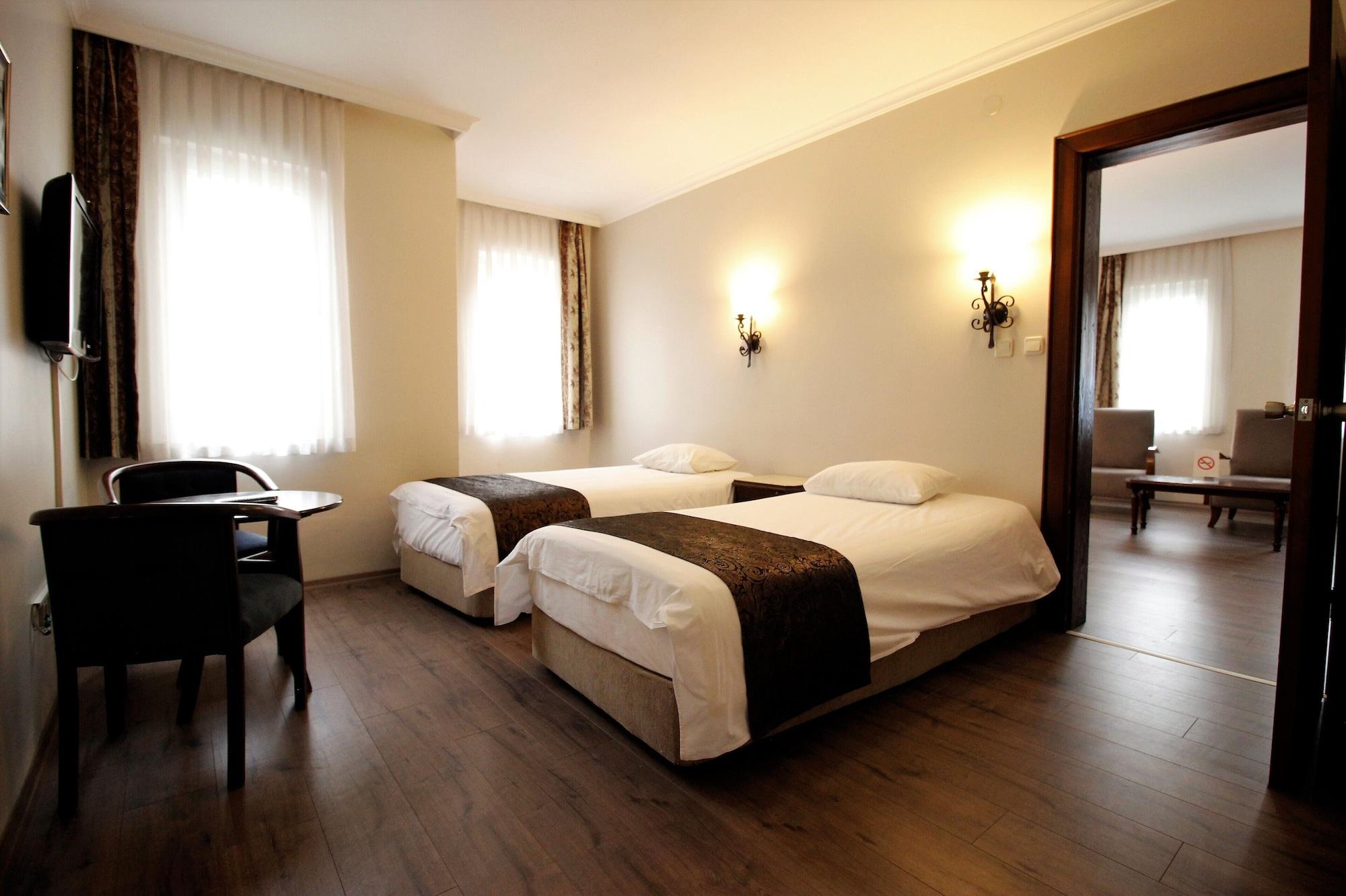 Montania Town Hotel 무단야 외부 사진
