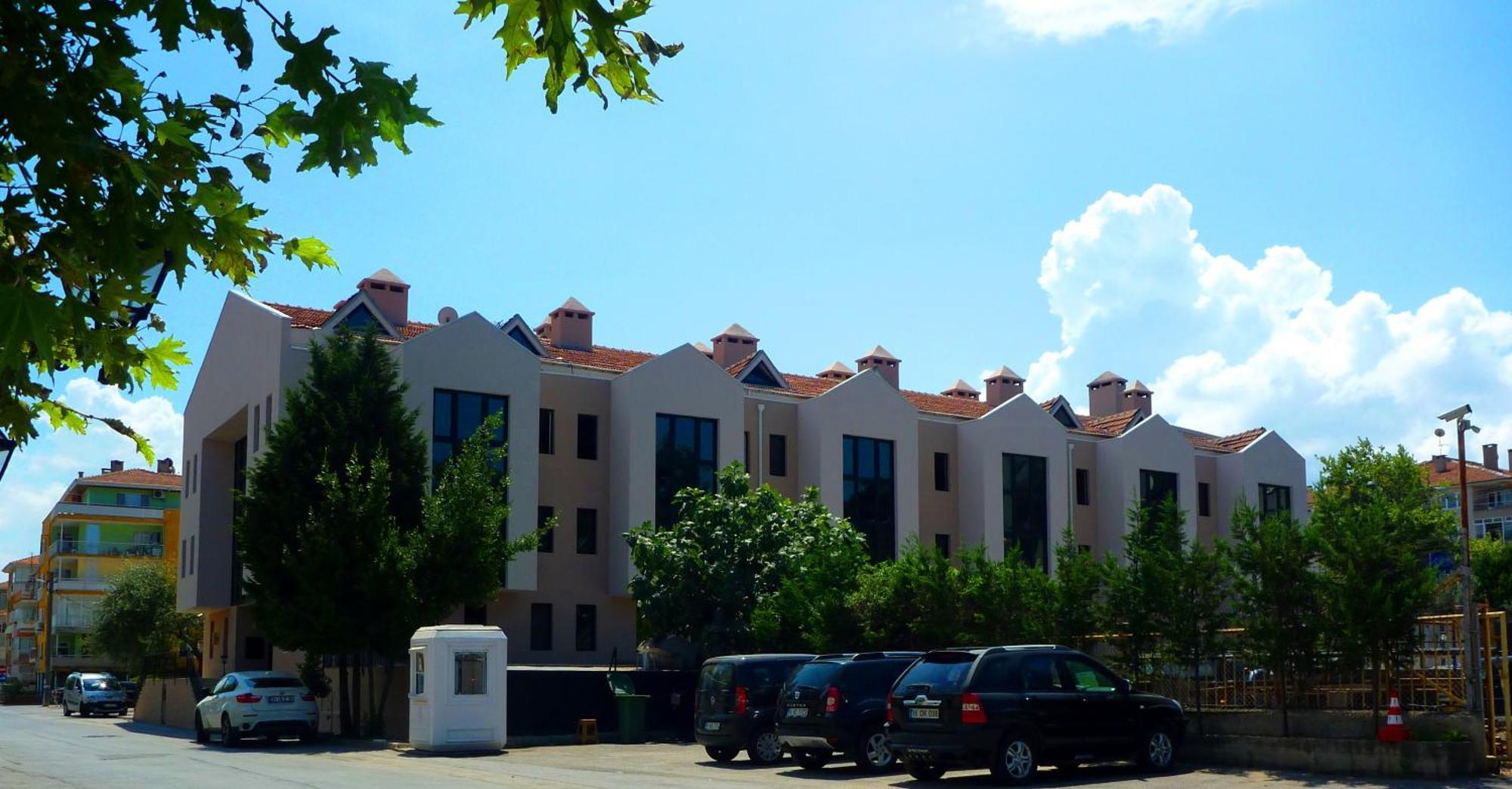 Montania Town Hotel 무단야 외부 사진