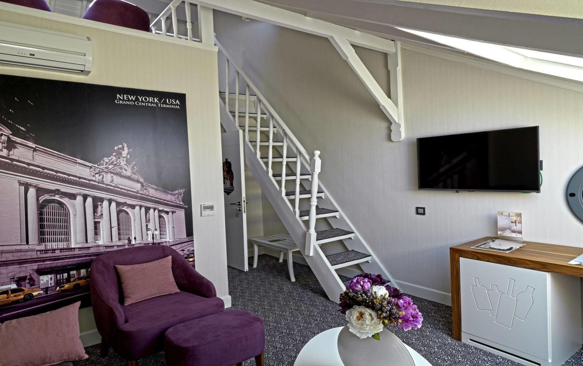 Montania Town Hotel 무단야 외부 사진